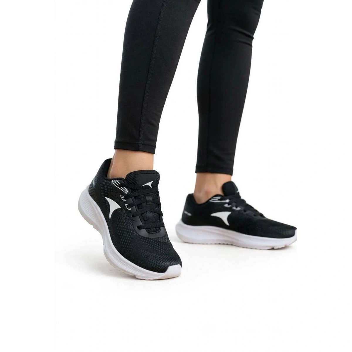 Tênis Feminino Academia Preto Corrida Caminhada Treino Confortável Leve - Preto - Imagem 5